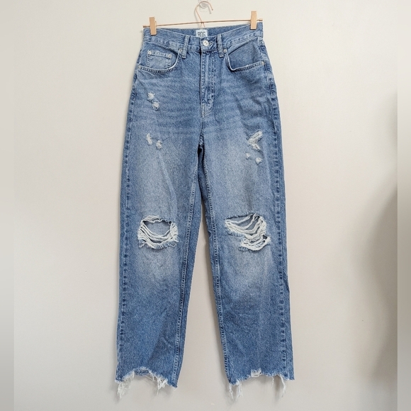 BDG Urban Outfitters Destroyed High Rise Baggy Jeans - Picture 1 of 10
